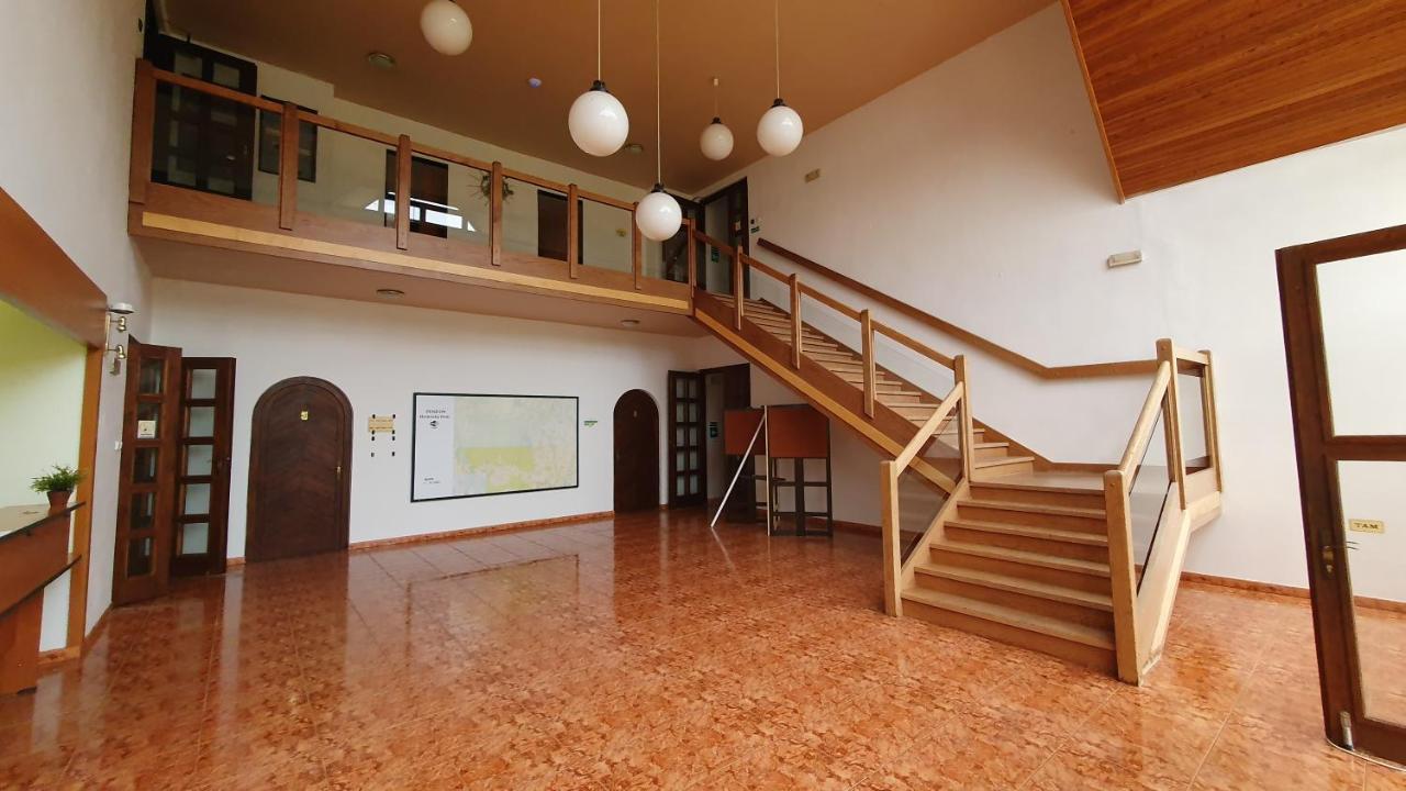 Holensky Dvur Hotel Ratibor  Buitenkant foto