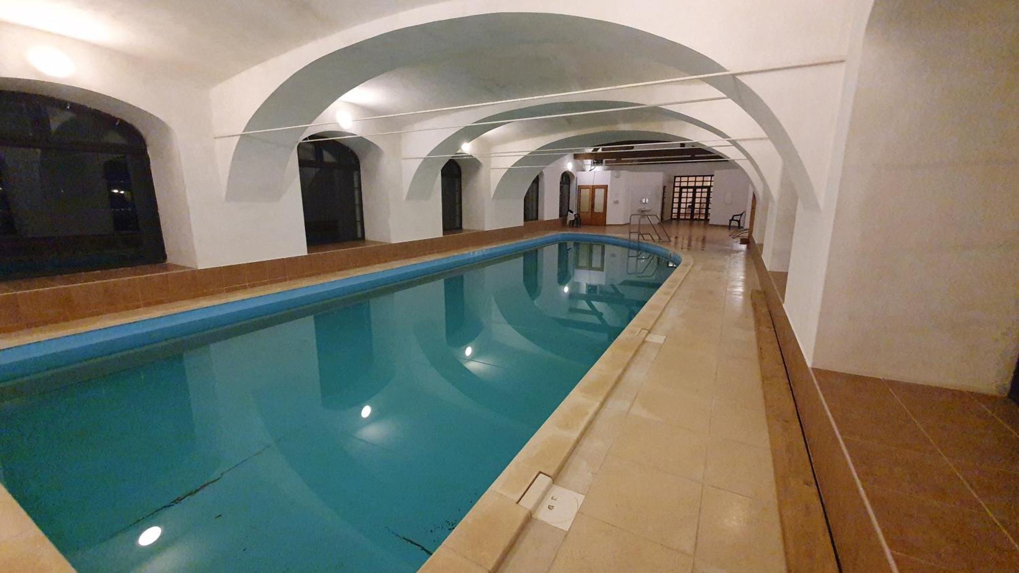 Holensky Dvur Hotel Ratibor  Buitenkant foto